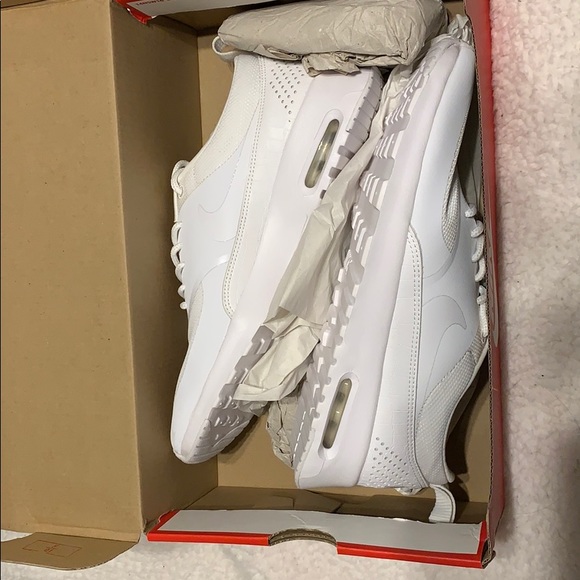 Nike Shoes - Women’s Nike Air Max THEA